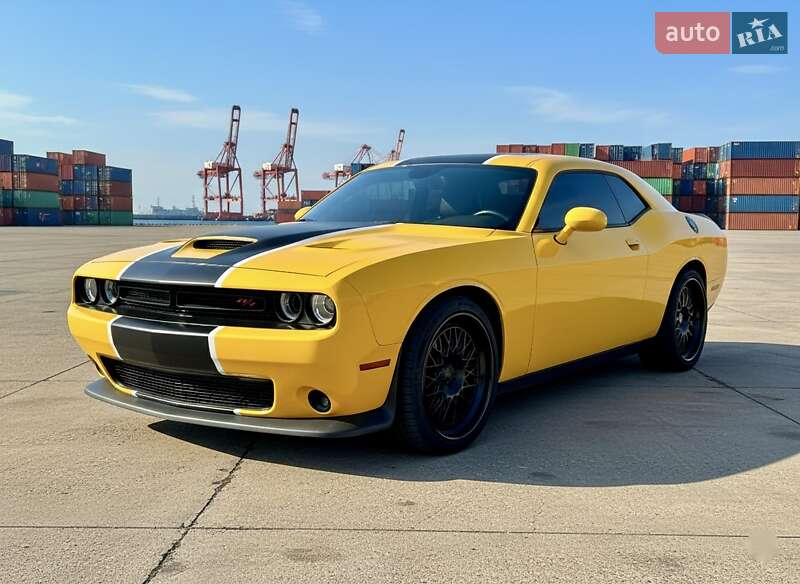 Купе Dodge Challenger 2020 в Киеве