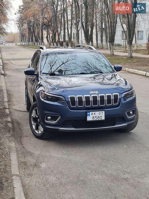Внедорожник / Кроссовер Jeep Cherokee 2019 в Слобожанском