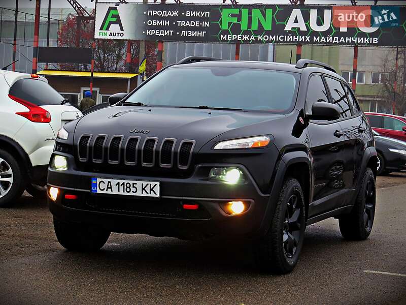 Позашляховик / Кросовер Jeep Cherokee 2017 в Черкасах
