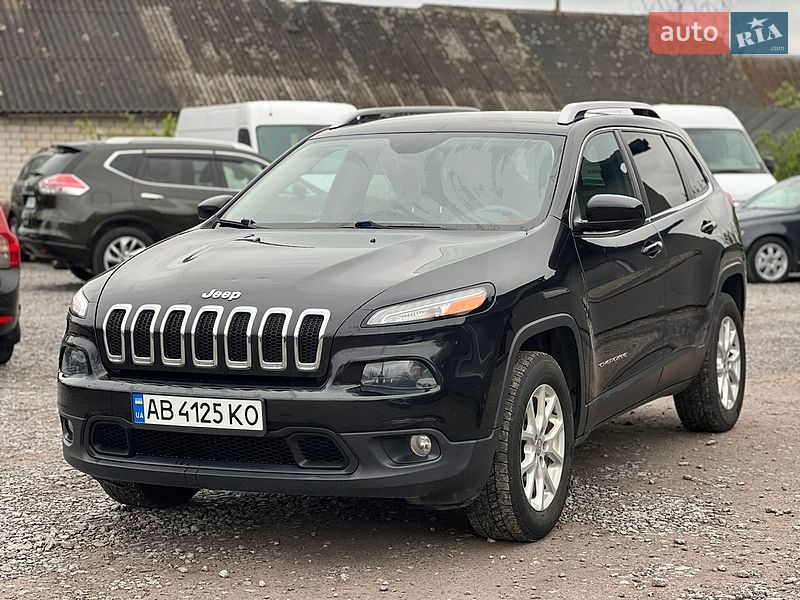 Внедорожник / Кроссовер Jeep Cherokee 2015 в Виннице