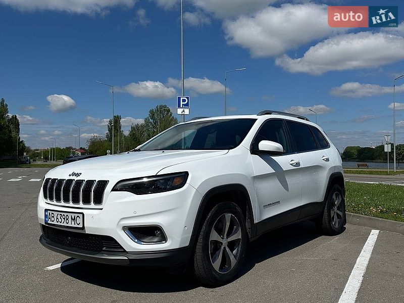 Внедорожник / Кроссовер Jeep Cherokee 2018 в Виннице