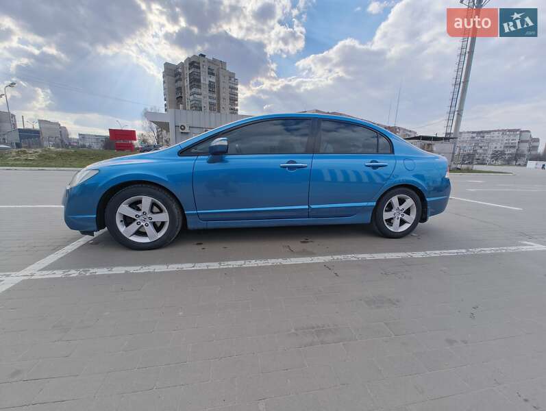 Седан Honda Civic 2008 в Запорожье