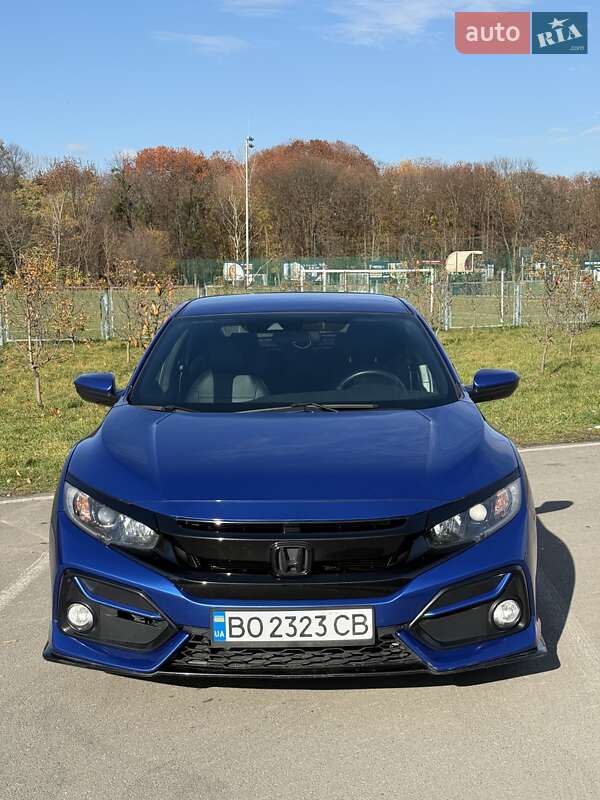 Хетчбек Honda Civic 2020 в Івано-Франківську Хетчбек Honda Civic 2020 в Івано-Франківську
