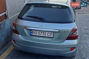Хэтчбек Honda Civic 2005 в Шумске