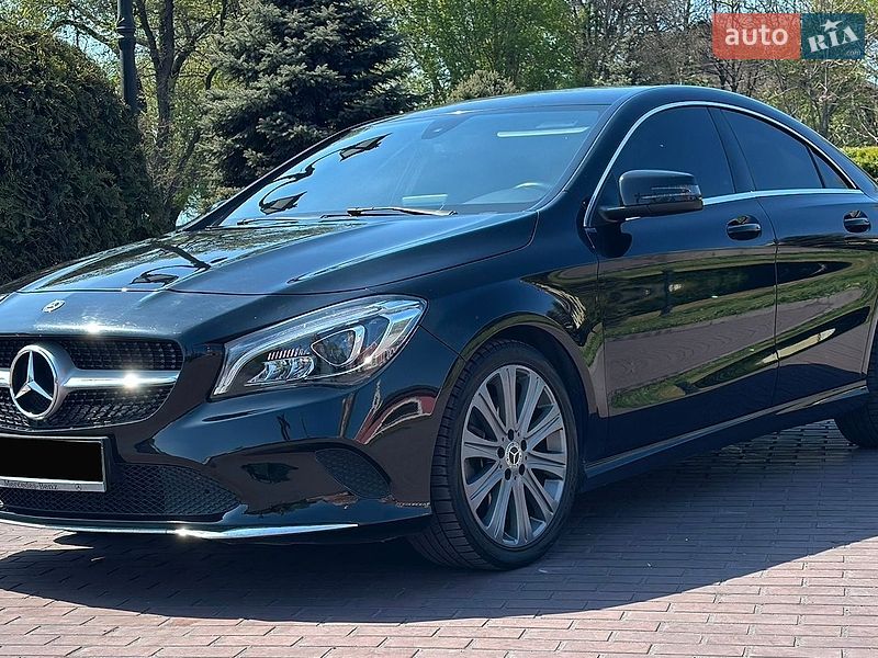 Седан Mercedes-Benz CLA-Class 2018 в Дніпрі