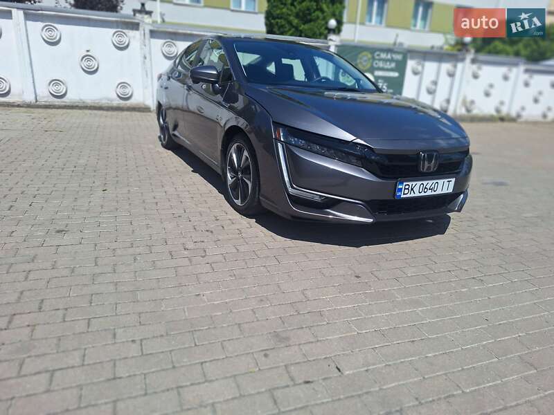 Седан Honda Clarity 2018 в Ровно