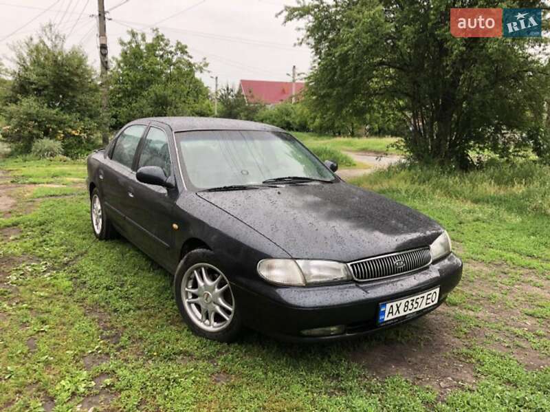 Седан Kia Clarus 1997 в Харькове