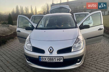 Хетчбек Renault Clio 2007 в Кам'янець-Подільському Хетчбек Renault Clio 2007 в Кам'янець-Подільському