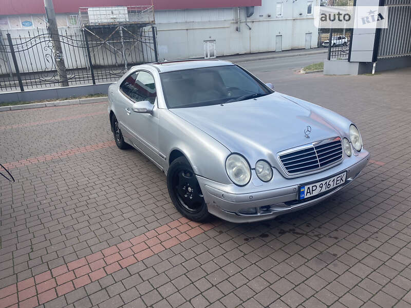 Купе Mercedes-Benz CLK-Class 2001 в Запоріжжі Купе Mercedes-Benz CLK-Class 2001 в Запоріжжі