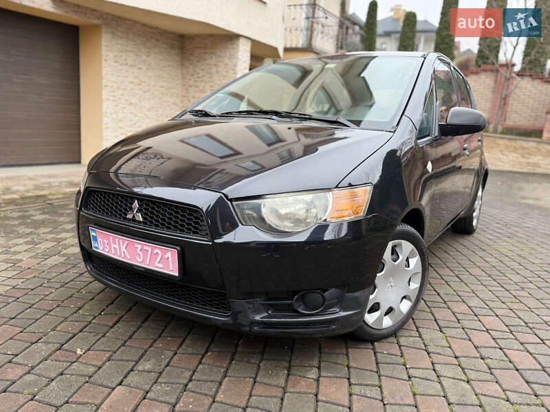 Хэтчбек Mitsubishi Colt 2009 в Черновцах Хэтчбек Mitsubishi Colt 2009 в Черновцах