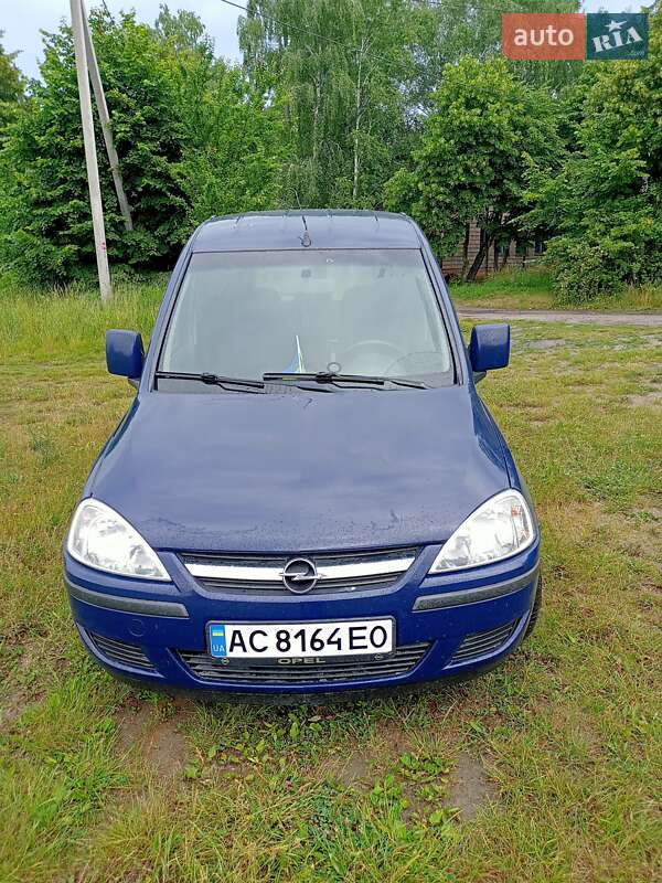 Минивэн Opel Combo 2006 в Рожище Минивэн Opel Combo 2006 в Рожище