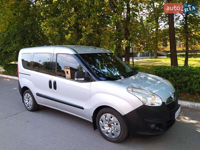 Минивэн Opel Combo 2012 в Виннице