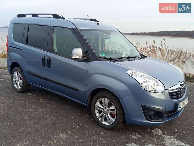 Минивэн Opel Combo 2012 в Шацке Минивэн Opel Combo 2012 в Шацке