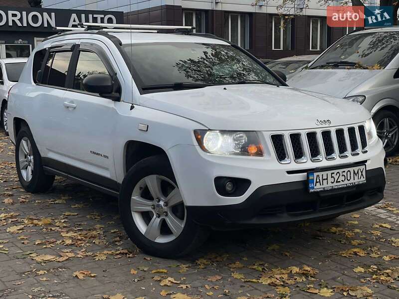 Внедорожник / Кроссовер Jeep Compass 2016 в Днепре