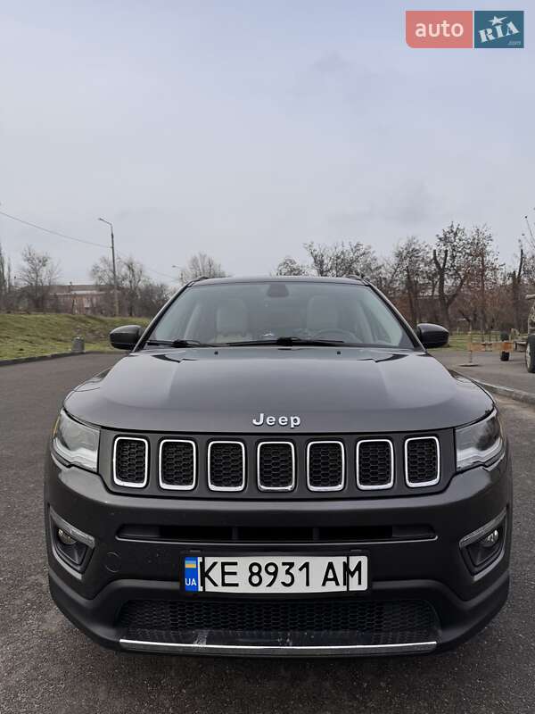 Внедорожник / Кроссовер Jeep Compass 2017 в Кривом Роге Внедорожник / Кроссовер Jeep Compass 2017 в Кривом Роге