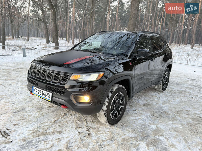 Внедорожник / Кроссовер Jeep Compass 2024 в Киеве Внедорожник / Кроссовер Jeep Compass 2024 в Киеве