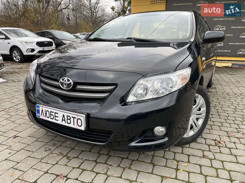 Седан Toyota Corolla 2008 в Львове Седан Toyota Corolla 2008 в Львове
