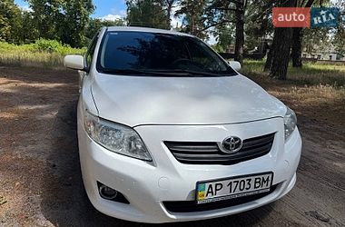 Седан Toyota Corolla 2008 в Лебедині