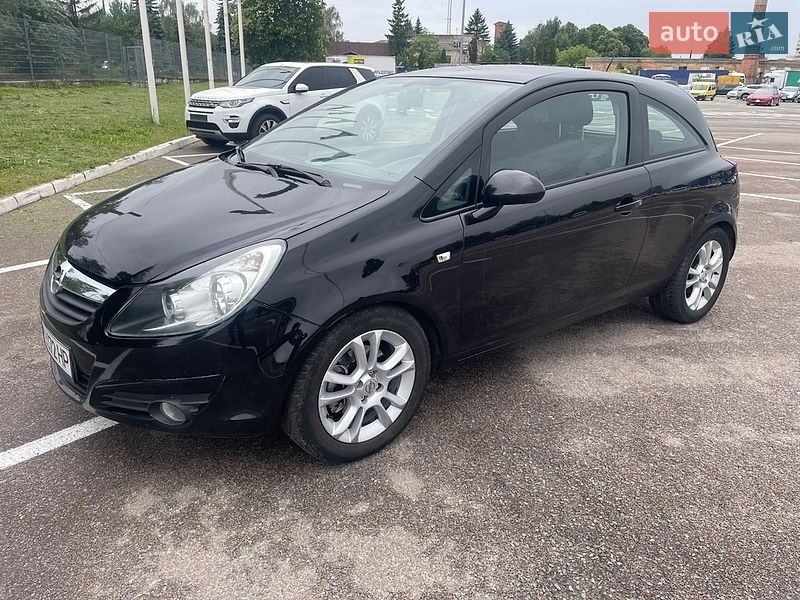 Хэтчбек Opel Corsa 2008 в Житомире