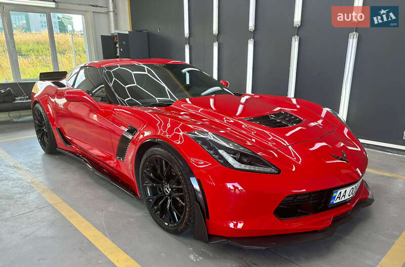 Купе Chevrolet Corvette 2015 в Киеве Купе Chevrolet Corvette 2015 в Киеве