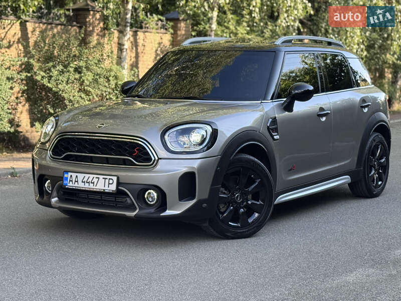 Хэтчбек MINI Countryman 2017 в Киеве