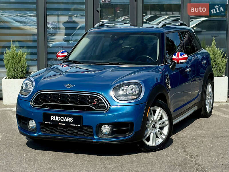 Хэтчбек MINI Countryman 2018 в Кременчуге Хэтчбек MINI Countryman 2018 в Кременчуге