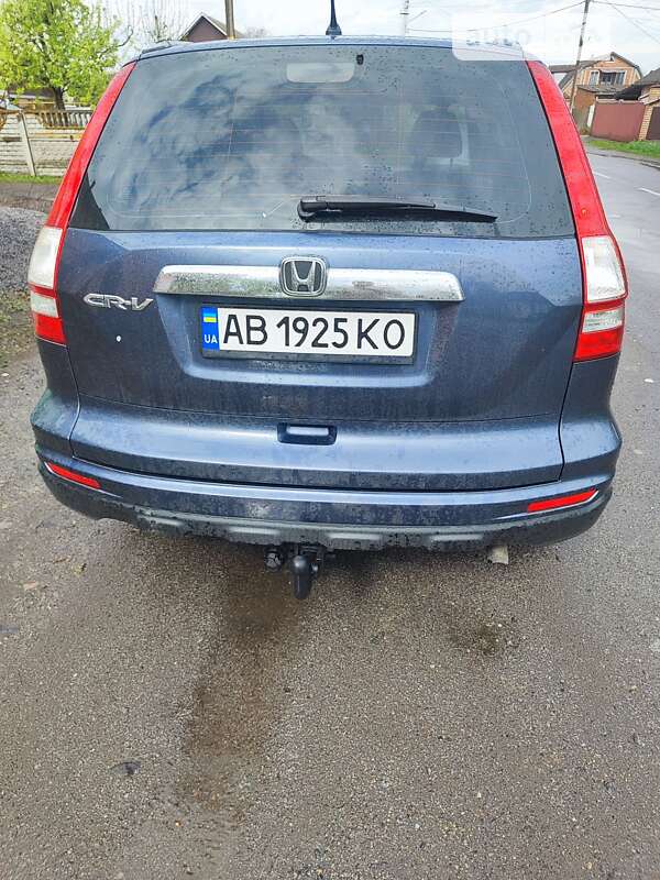 Внедорожник / Кроссовер Honda CR-V 2011 в Казатине