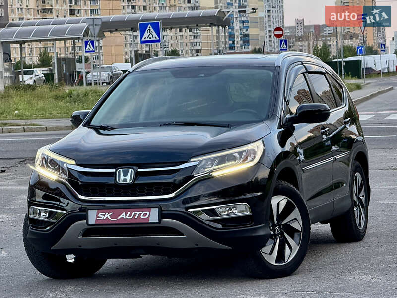 Внедорожник / Кроссовер Honda CR-V 2016 в Киеве