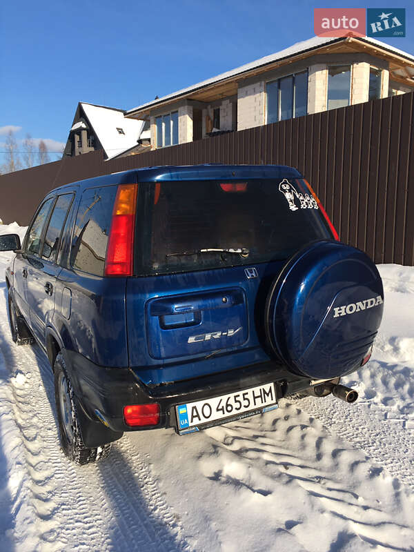 Внедорожник / Кроссовер Honda CR-V 1998 в Черной Тисе