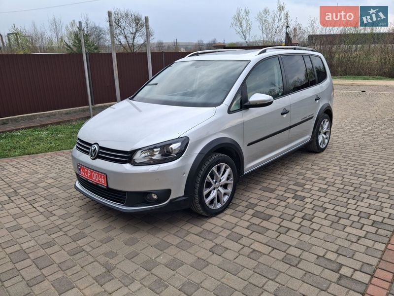 Минивэн Volkswagen Cross Touran 2014 в Калуше