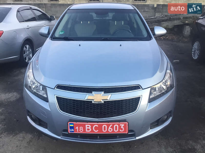 Седан Chevrolet Cruze 2009 в Дубно