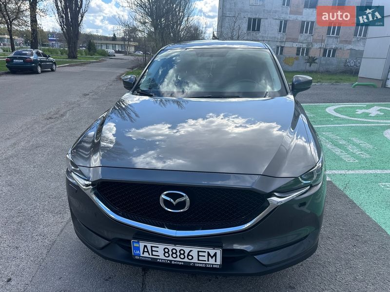 Позашляховик / Кросовер Mazda CX-5 2017 в Дніпрі