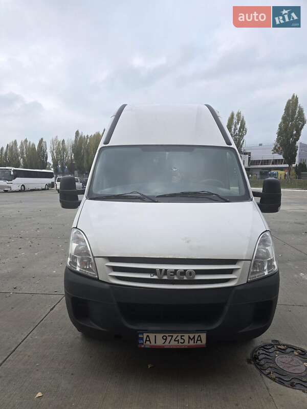 Грузовой фургон Iveco Daily 2007 в Киеве Грузовой фургон Iveco Daily 2007 в Киеве