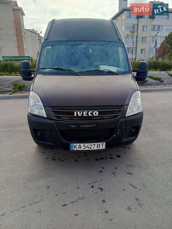 Грузовой фургон Iveco Daily 2007 в Киеве Грузовой фургон Iveco Daily 2007 в Киеве