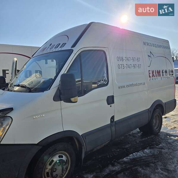 Грузовой фургон Iveco Daily 2010 в Львове