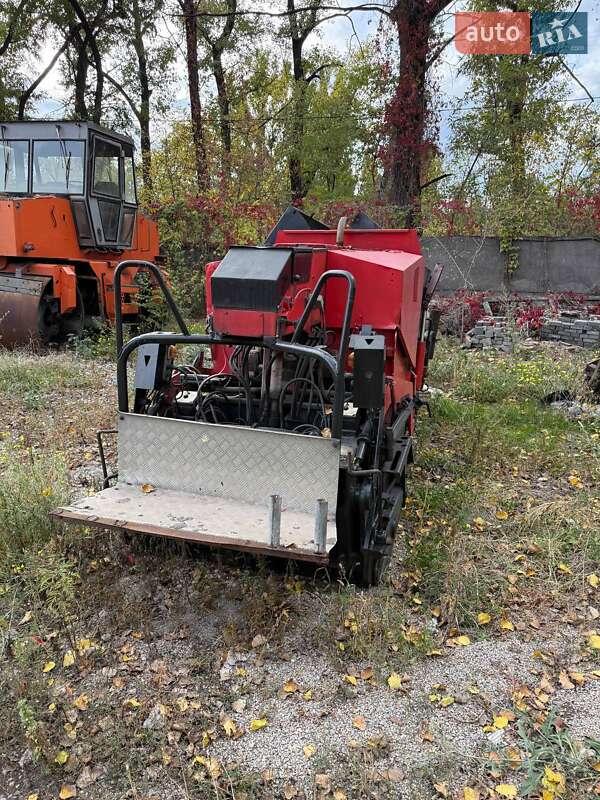 Асфальтоукладчик Demag DF 45C 1999 в Кривом Роге