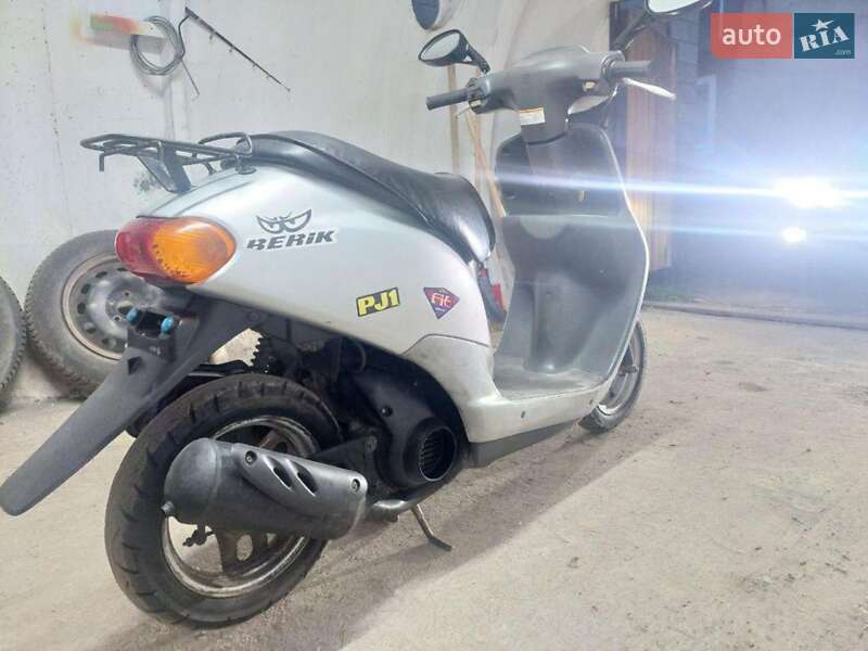 Скутер Honda Dio AF-27 1996 в Бродах Скутер Honda Dio AF-27 1996 в Бродах