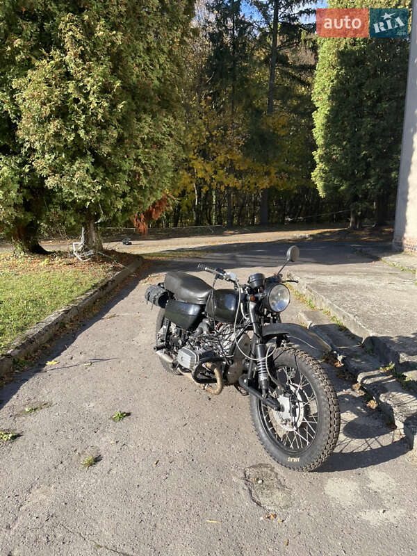 Мотоцикл Многоцелевой (All-round) Днепр (КМЗ) Днепр-11 1987 в Львове Мотоцикл Многоцелевой (All-round) Днепр (КМЗ) Днепр-11 1987 в Львове