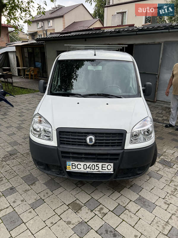 Минивэн Fiat Doblo 2007 в Львове