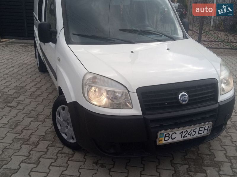 Грузопассажирский фургон Fiat Doblo 2006 в Самборе