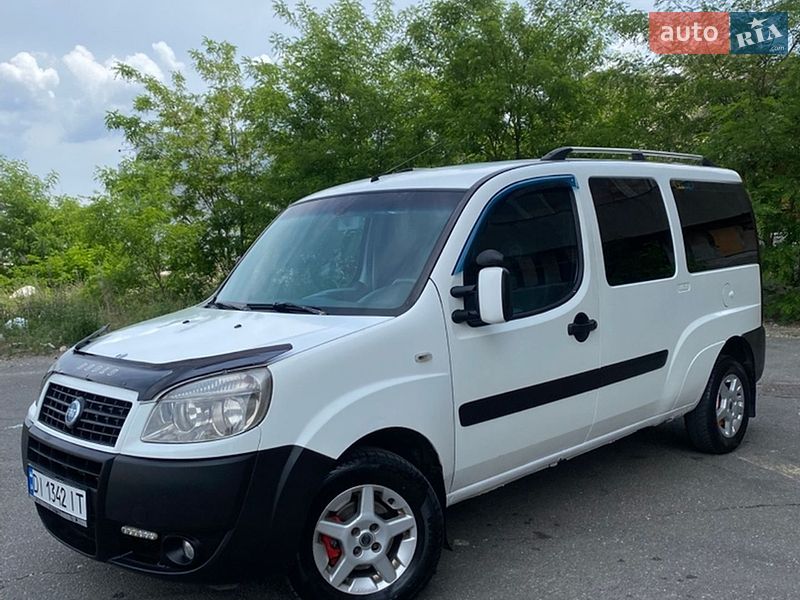 Минивэн Fiat Doblo 2006 в Петропавловской Борщаговке