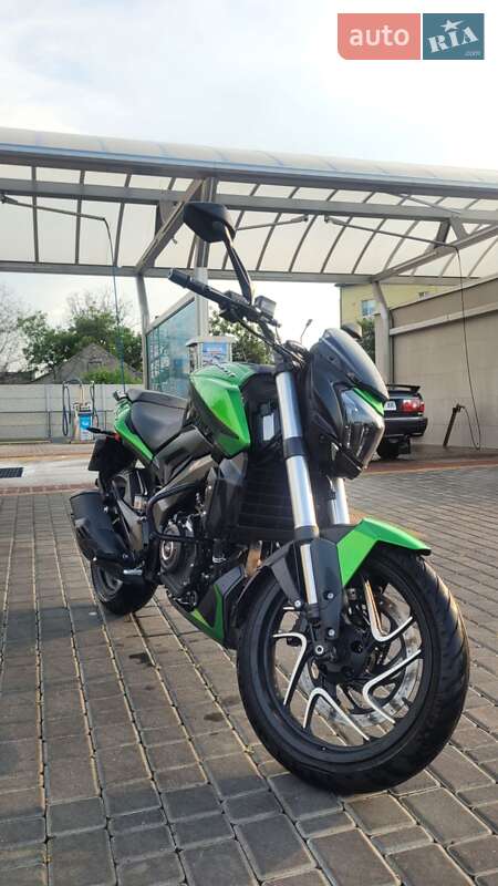 Мотоцикл Без обтекателей (Naked bike) Bajaj Dominar D400 2021 в Одессе