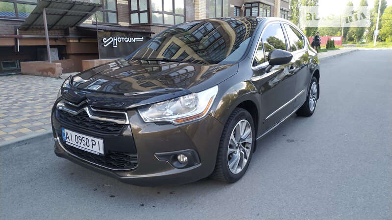 Хэтчбек Citroen DS4 2015 в Чернигове
