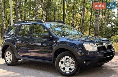 Внедорожник / Кроссовер Renault Duster 2011 в Ахтырке