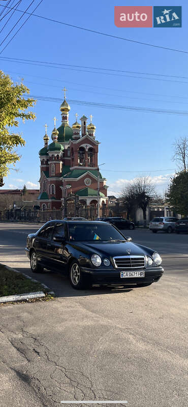 Седан Mercedes-Benz E-Class 1998 в Тальному