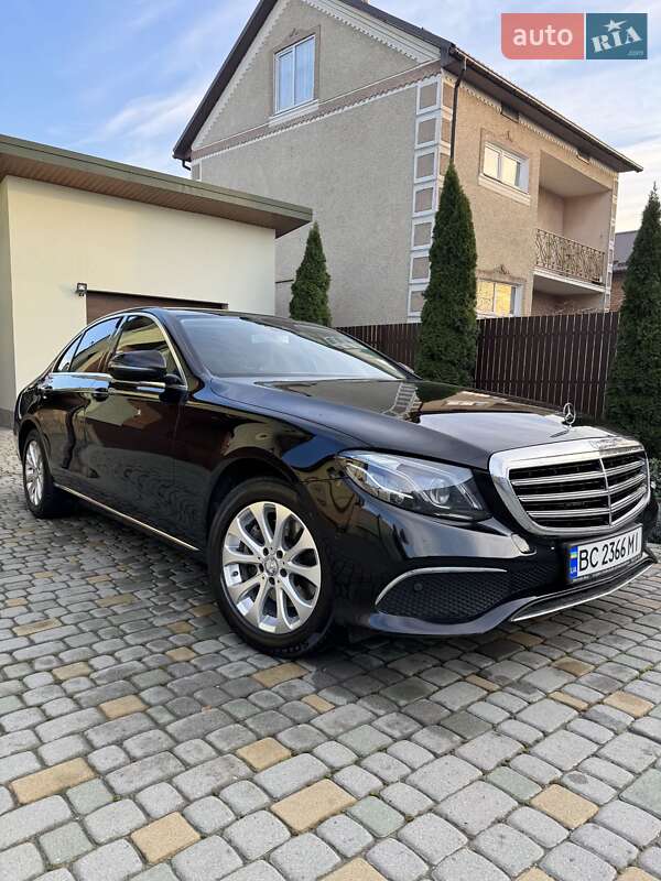 Седан Mercedes-Benz E-Class 2017 в Яворове