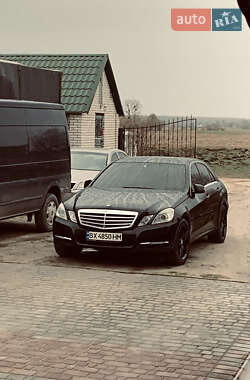 Седан Mercedes-Benz E-Class 2012 в Хмельницькому Седан Mercedes-Benz E-Class 2012 в Хмельницькому