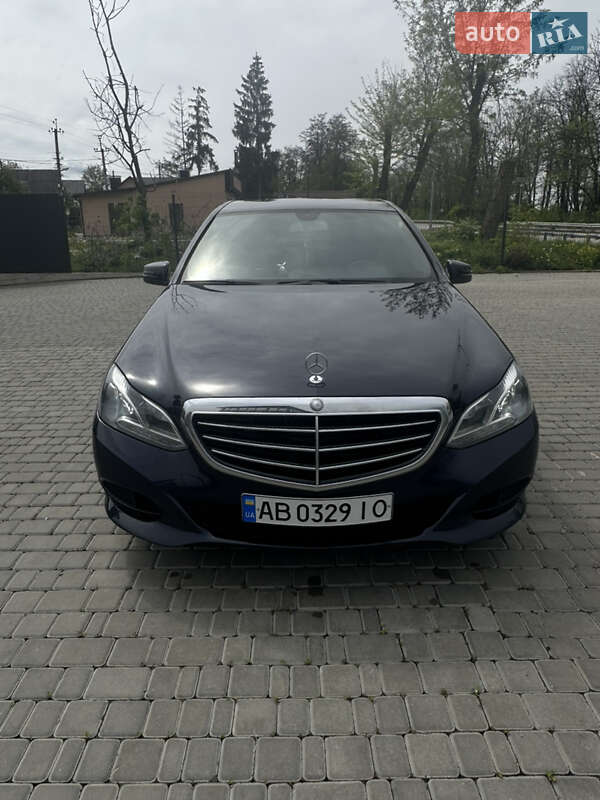 Седан Mercedes-Benz E-Class 2015 в Виннице