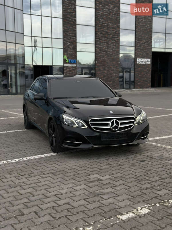 Седан Mercedes-Benz E-Class 2013 в Черновцах Седан Mercedes-Benz E-Class 2013 в Черновцах