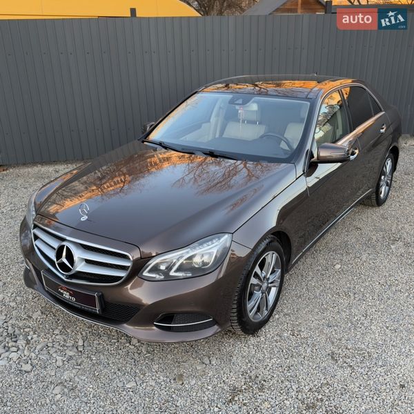 Седан Mercedes-Benz E-Class 2015 в Ивано-Франковске